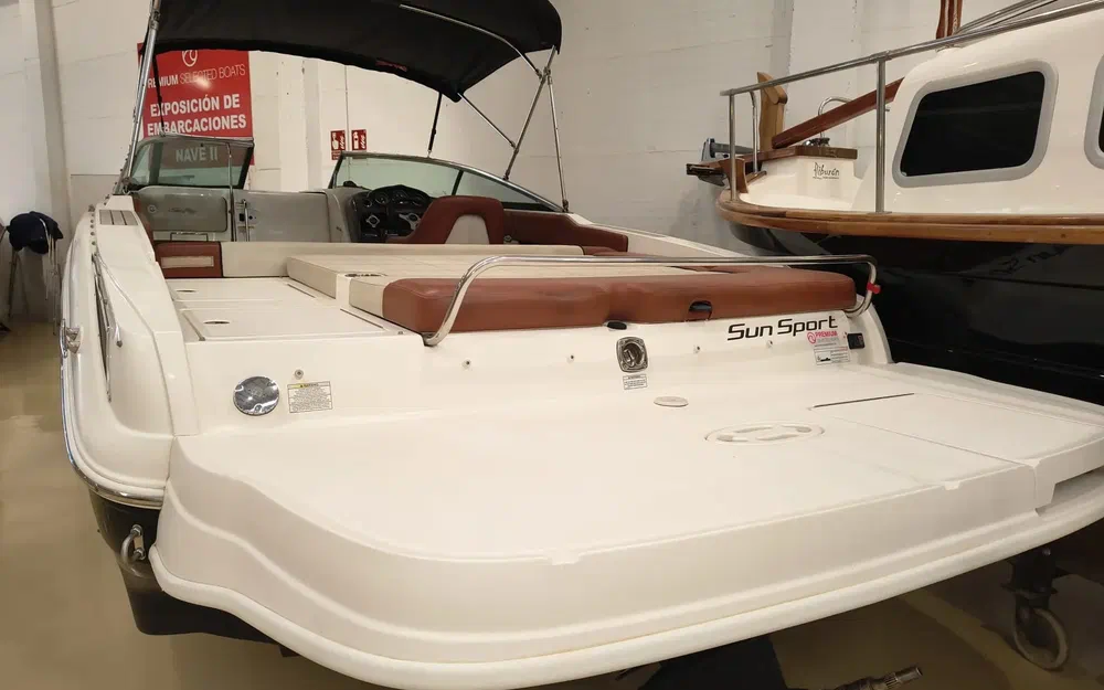 slider 3 Sea Ray 240 Sundancer Sea Ray 240 Sunsport