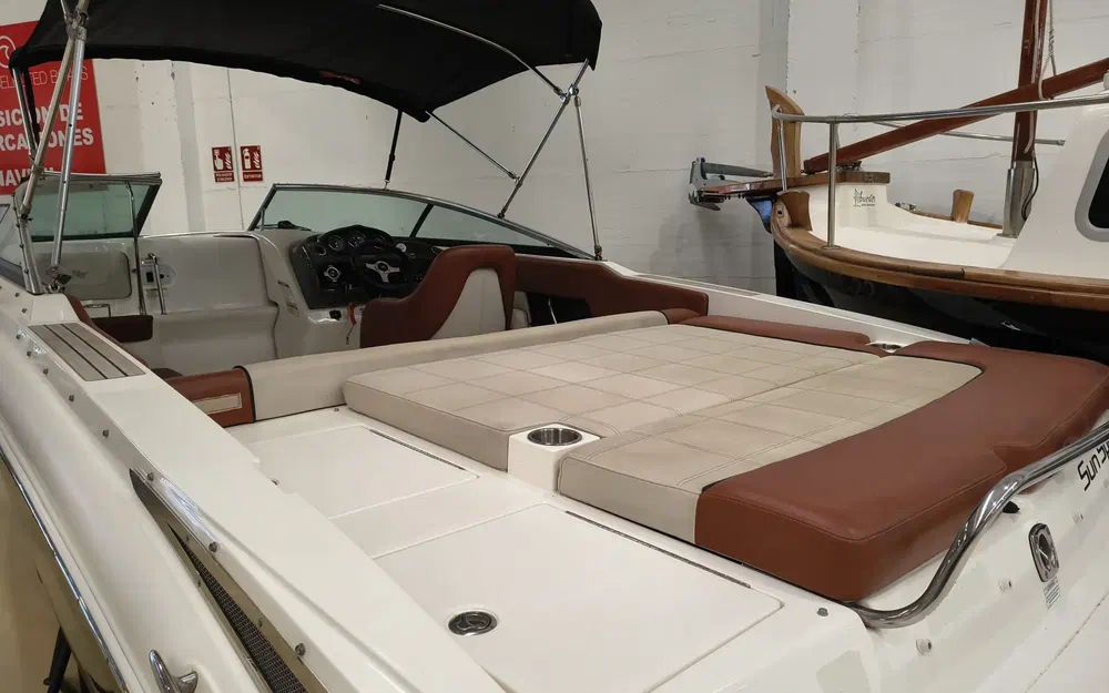 slider 4 Sea Ray 240 Sundancer Sea Ray 240 Sunsport