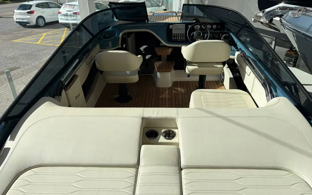 slider 7 Cranchi E 26 Classic