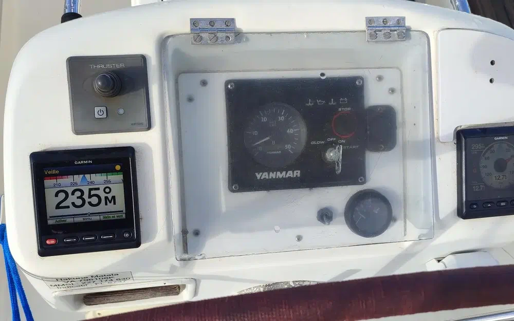 slider 21 Beneteau Oceanis 440