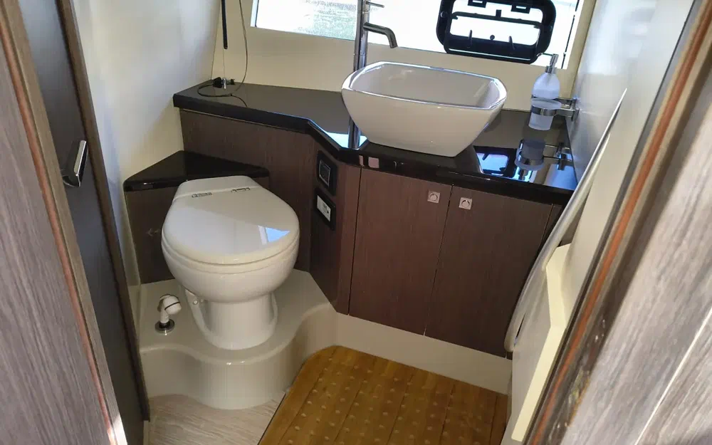 slider 12 Sessa Marine C44