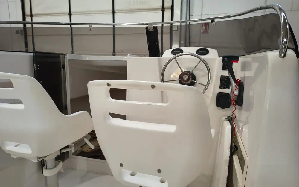 slider 3 Sirius 560 Cabin