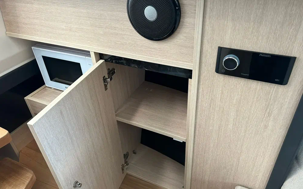 slider 23 Cranchi Endurance 30