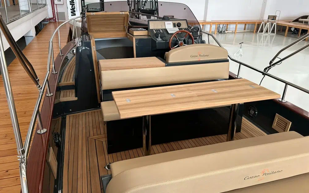 slider 1 Gozzo Positano 28 Sole