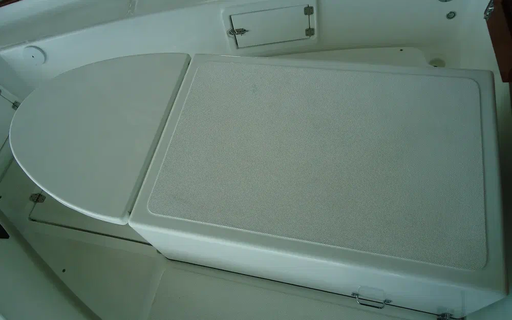 slider 10 Tiburon 37 Cabinado