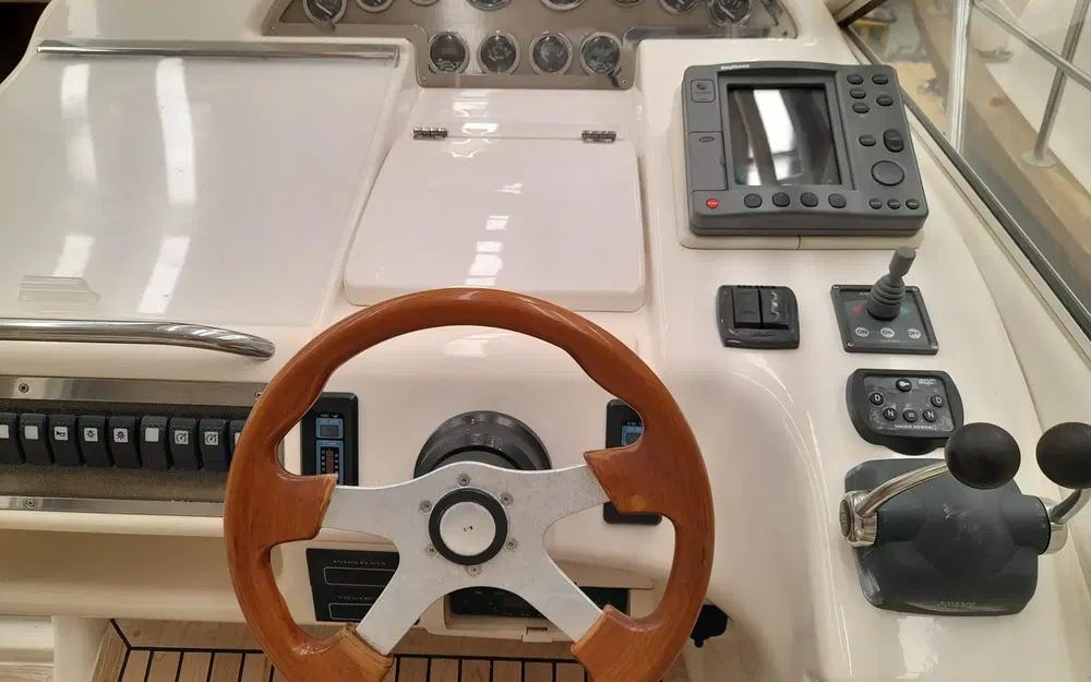 slider 3 Windy 40 Bora