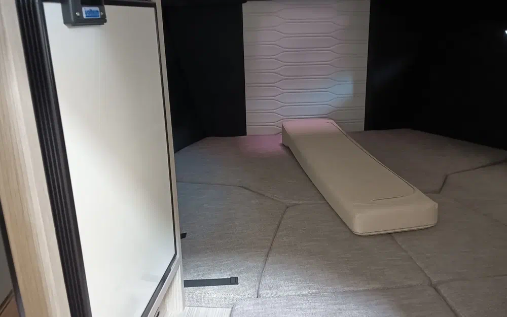 slider 10 Cranchi E 26 Classic