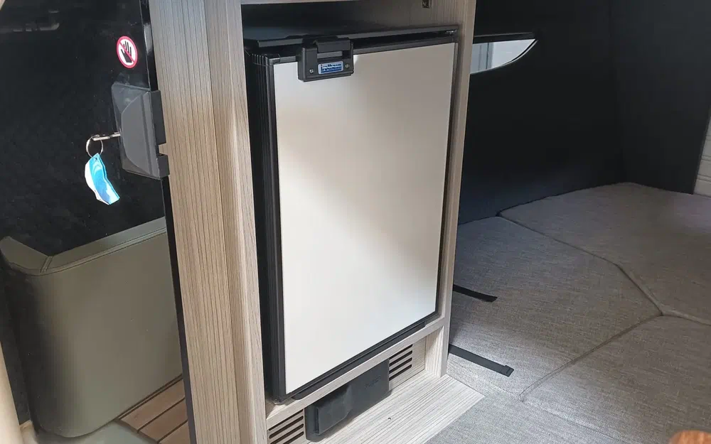 slider 11 Cranchi E 26 Classic