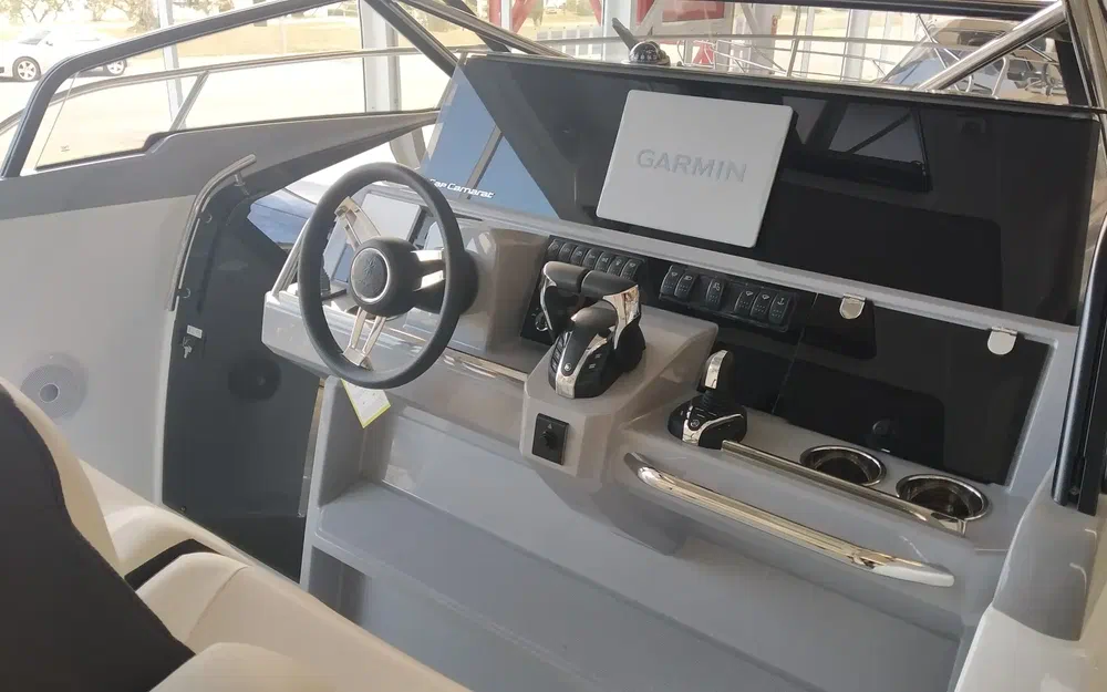 slider 3 Jeanneau Cap Camarat 10.5 WA