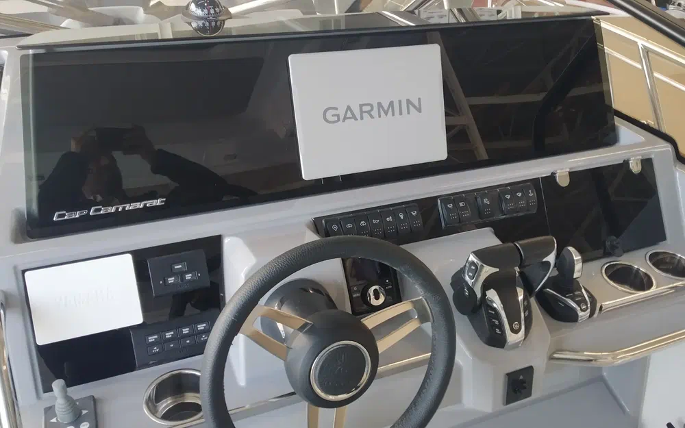 slider 4 Jeanneau Cap Camarat 10.5 WA