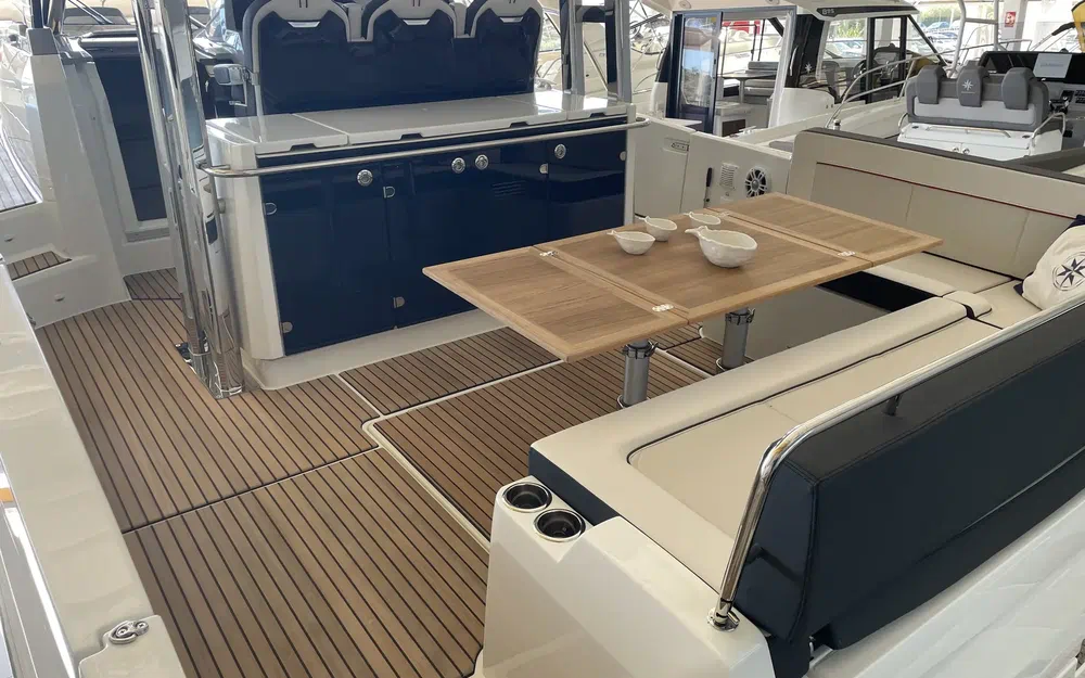 slider 3 Jeanneau Cap Camarat 12.5 WA