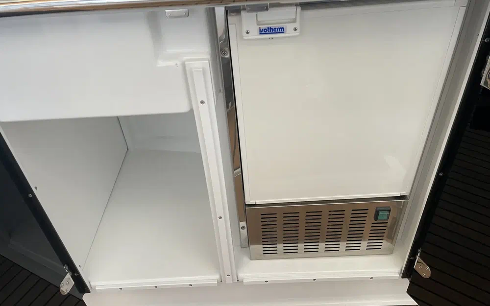 slider 6 Jeanneau Cap Camarat 12.5 WA