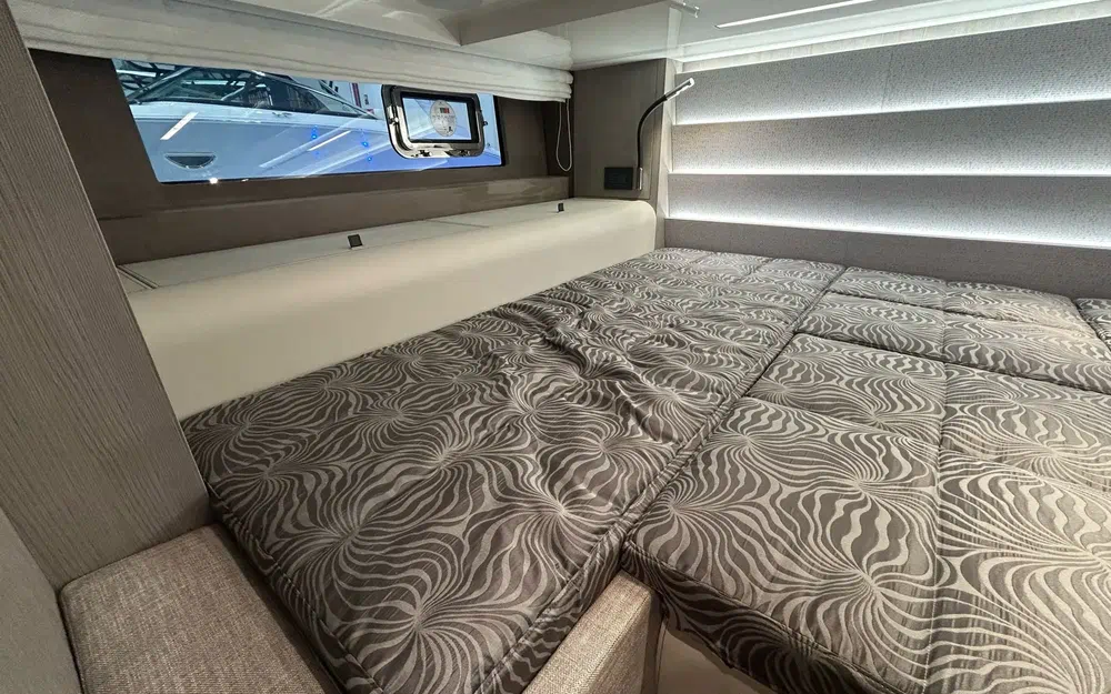 slider 45 Cranchi A46 Luxury Tender