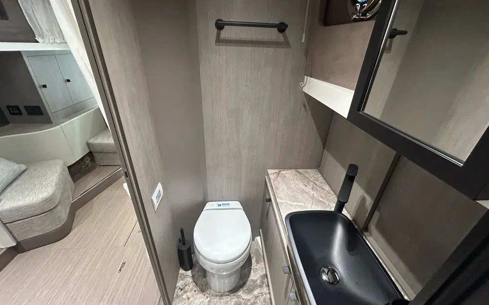 slider 47 Cranchi A46 Luxury Tender