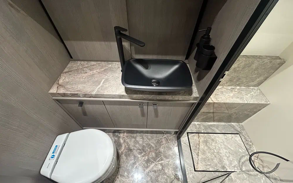 slider 48 Cranchi A46 Luxury Tender