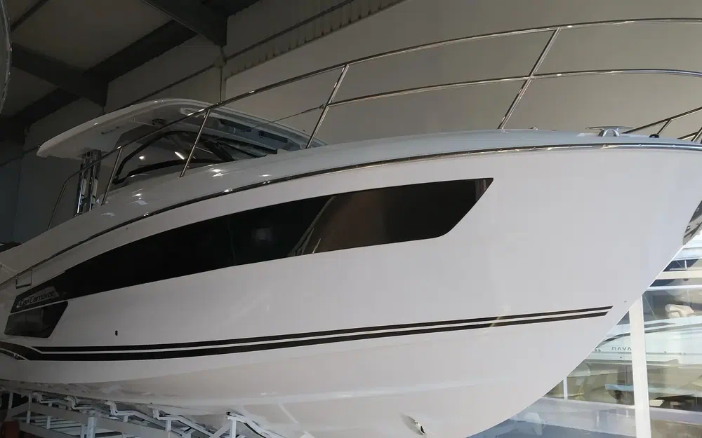 slider 1 Jeanneau Cap Camarat 12.5 WA