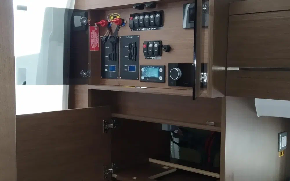 slider 34 Jeanneau Cap Camarat 12.5 WA