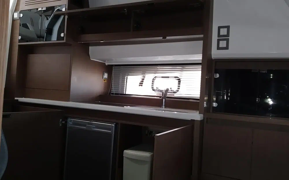 slider 37 Jeanneau Cap Camarat 12.5 WA