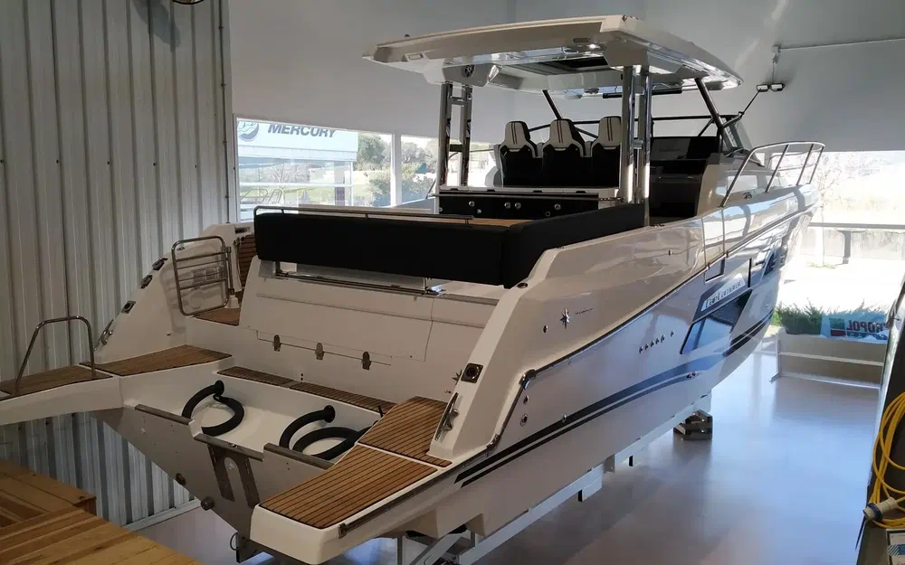 slider 3 Jeanneau Cap Camarat 12.5 WA