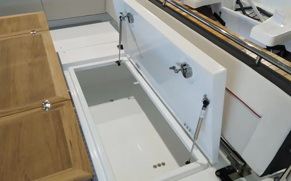 slider 7 Jeanneau Cap Camarat 12.5 WA