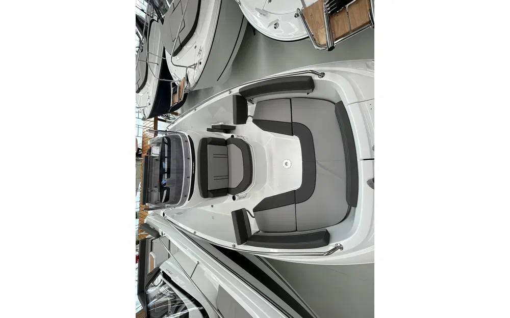 slider 5 Jeanneau Cap Camarat 7.5 CC Serie 3