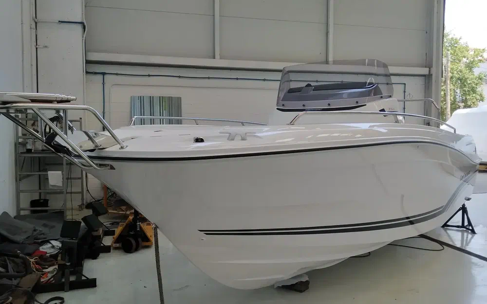 slider 7 Jeanneau Cap Camarat 7.5 CC Serie 3