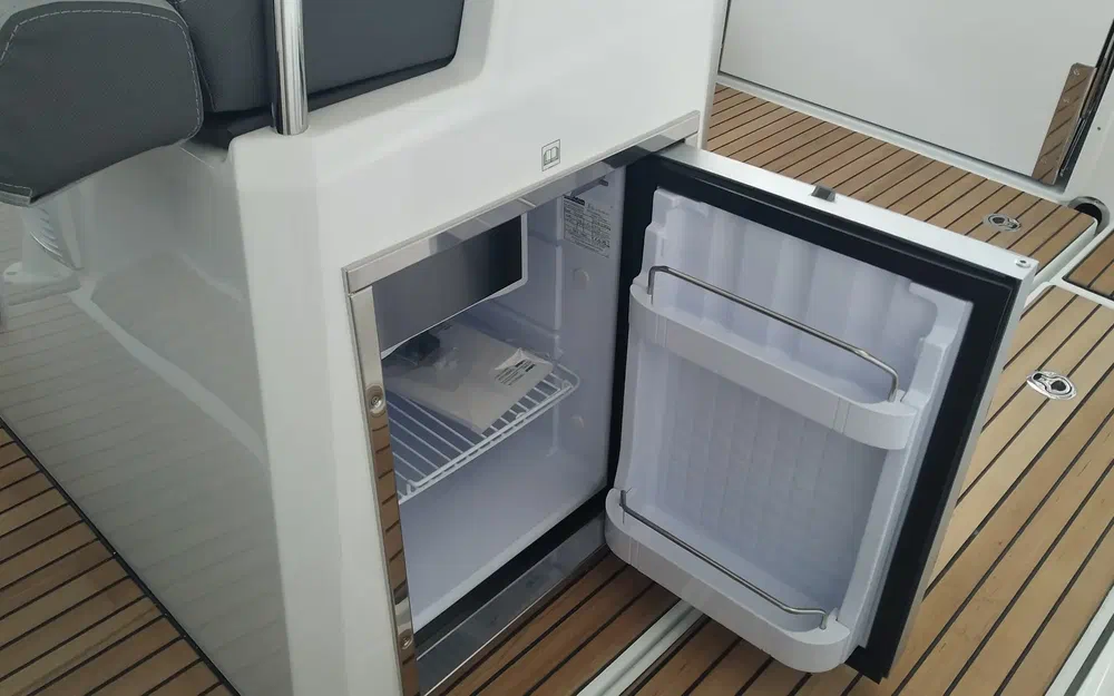 slider 28 Jeanneau Cap Camarat 7.5 CC Serie 3