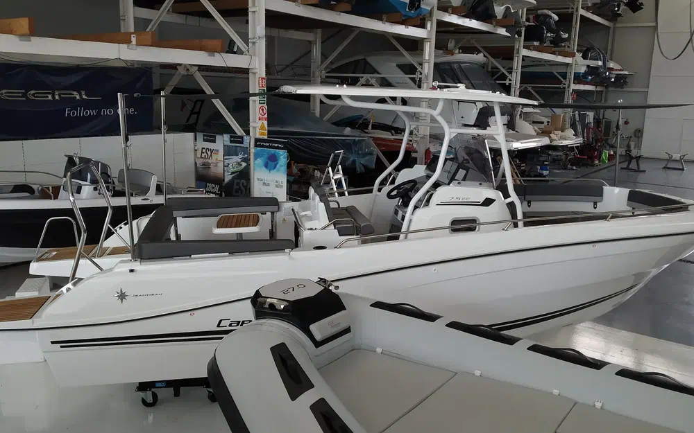 slider 30 Jeanneau Cap Camarat 7.5 CC Serie 3