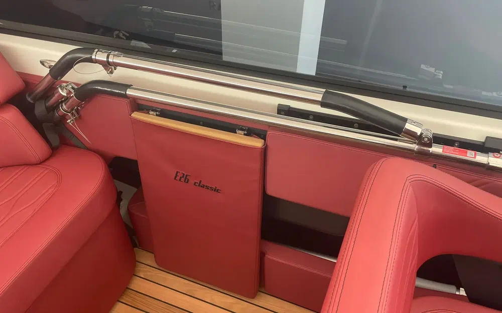 slider 10 Cranchi E 26 Classic