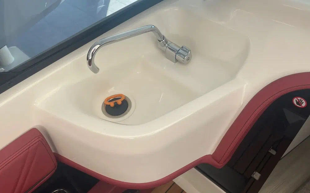 slider 12 Cranchi E 26 Classic