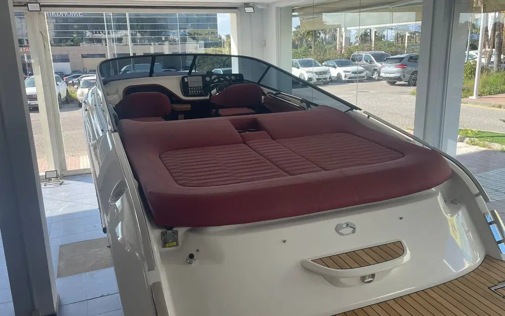 slider 1 Cranchi E 26 Classic