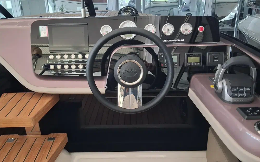 slider 10 Cranchi E 26 Classic