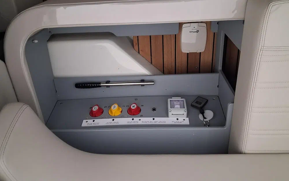 slider 23 Cranchi E 26 Classic