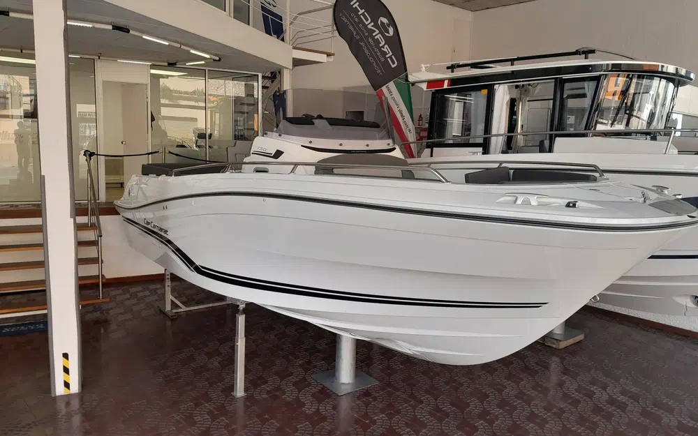 slider 0 Jeanneau Cap Camarat 7.5 CC Serie 3