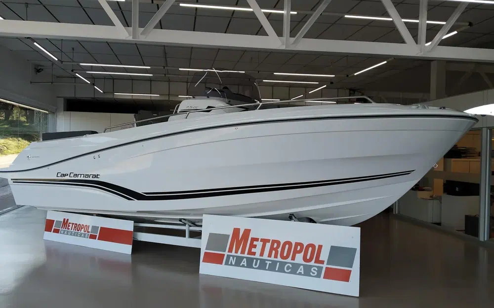 slider 1 Jeanneau Cap Camarat 7.5 CC Serie 3