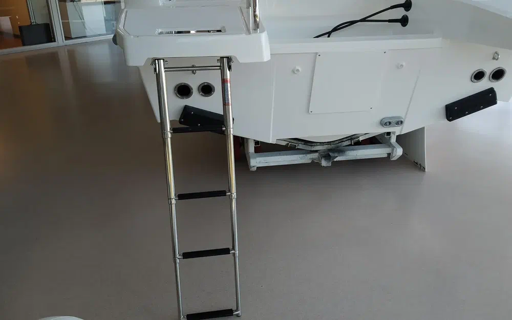 slider 5 Jeanneau Cap Camarat 7.5 CC Serie 3