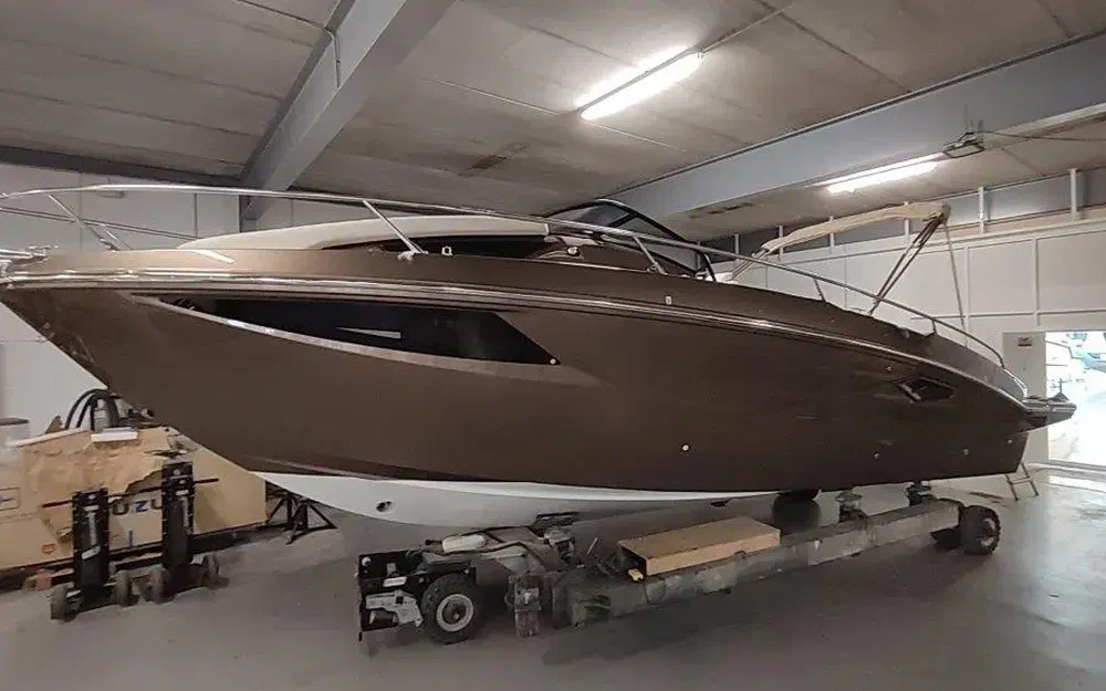 slider 0 Cranchi Endurance 30