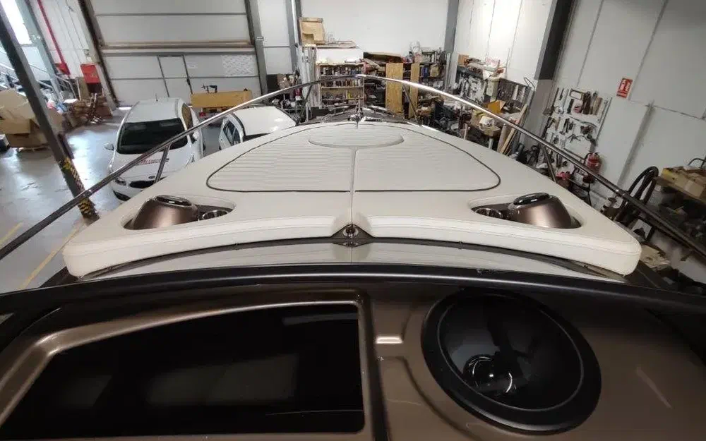 slider 9 Cranchi Endurance 30