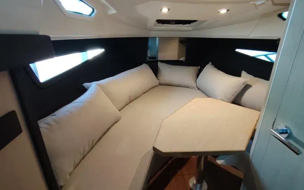 slider 22 Cranchi Endurance 30