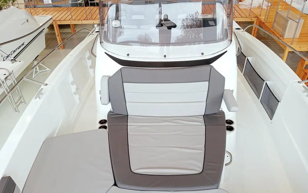 slider 13 Jeanneau Cap Camarat 9.0 CC