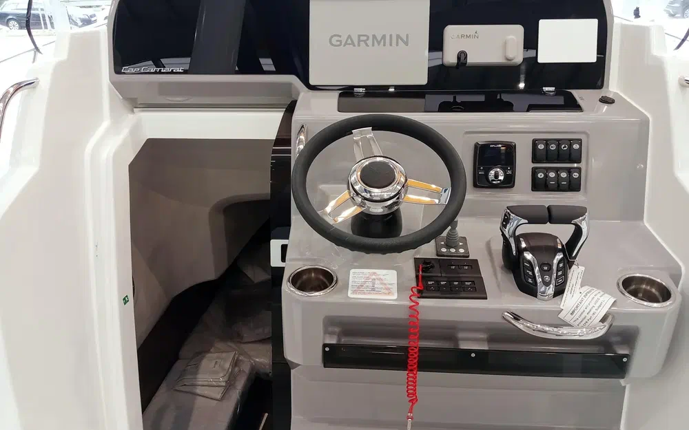 slider 8 Jeanneau Cap Camarat 9.0 CC