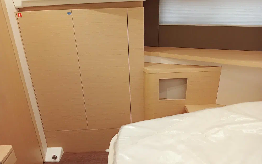 slider 17 Jeanneau DB 37