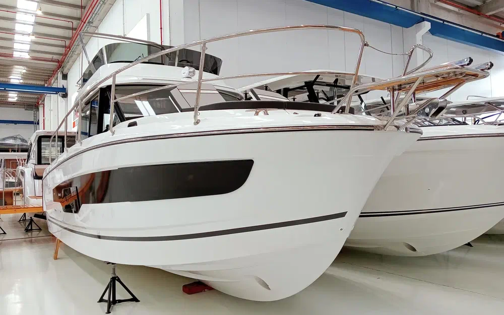 slider 1 Jeanneau Merry Fisher 1095