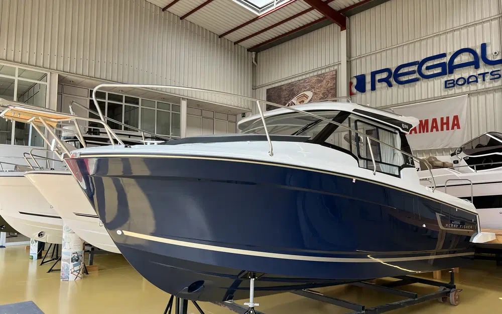 slider 1 Jeanneau Merry Fisher 695 Serie 2