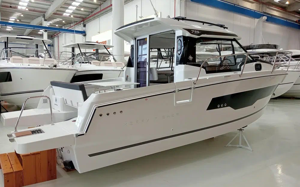 slider 0 Jeanneau Merry Fisher 795 Serie 2