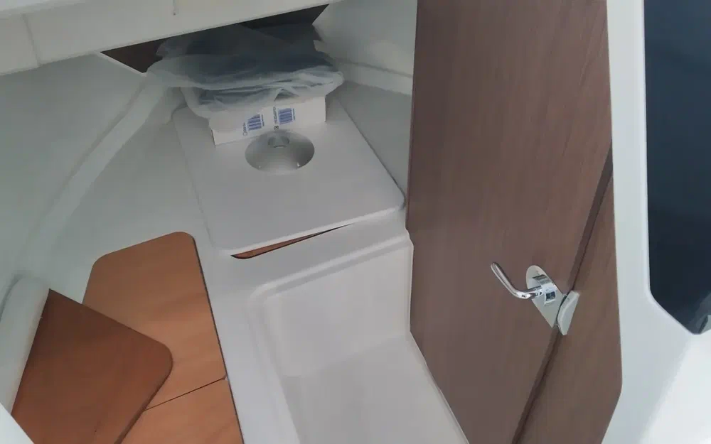 slider 11 Jeanneau MERRY FISHER 795 SPORT SERIE 2