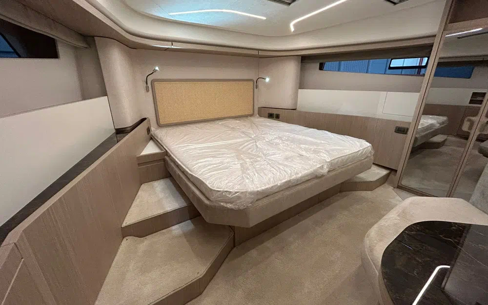 slider 22 Prestige Yachts F4.9
