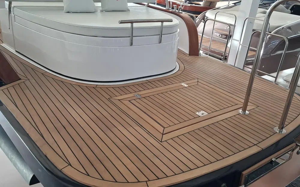 slider 16 Gozzo Positano 28 Sole