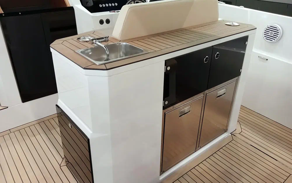 slider 9 Rand Boats Archipelago 32