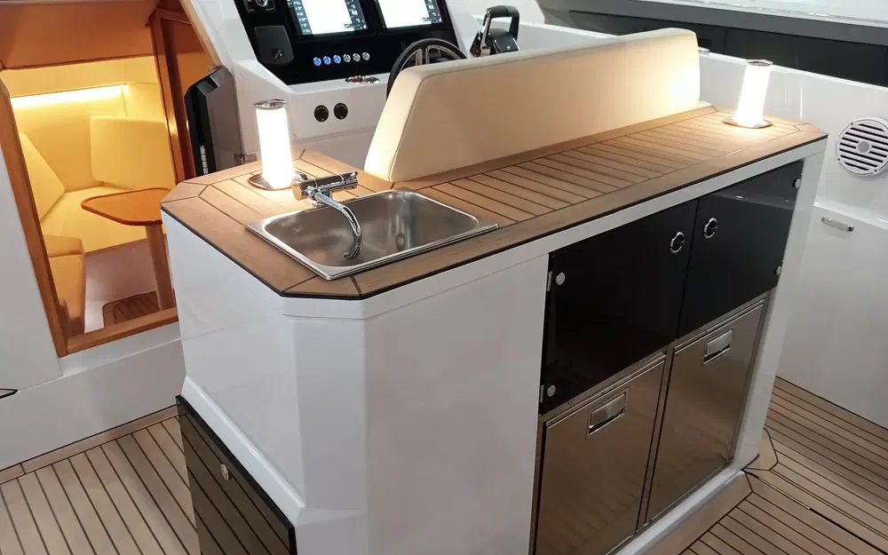 slider 15 Rand Boats Archipelago 32